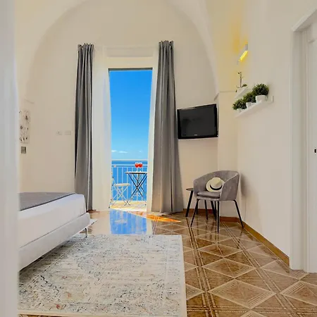 Abuela Teta - Sea Front Apartment Gallipoli