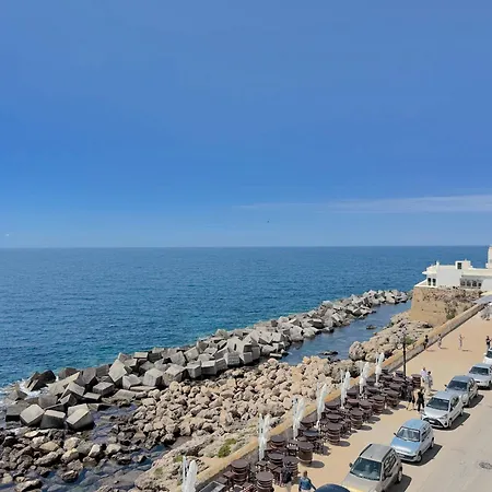 Abuela Teta - Sea Front